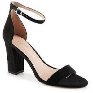 Brand new black heels